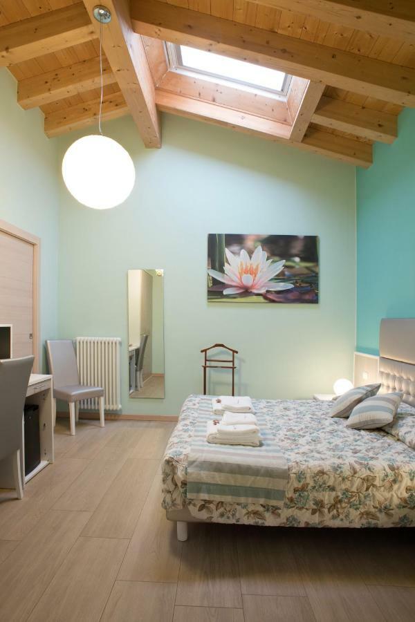 B&B La Casa Di Rosa Vago Exterior photo